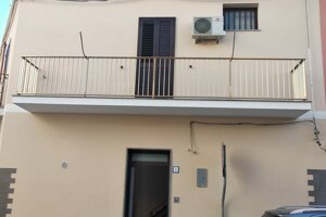 JTdCJTIyaXQlMjIlM0ElMjJGYWNjaWF0YSUyMGVzdGVybmElMjBkZWxsJUUyJTgwJTk5QXBwYXJ0YW1lbnRvJTIwU29sZSUyMGElMjBQb3J0b3BhbG8lMjBkaSUyMENhcG8lMjBQYXNzZXJvJTIyJTdE