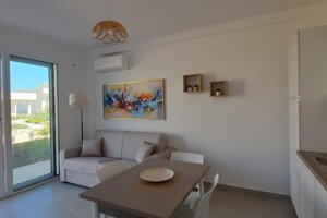 JTdCJTIyaXQlMjIlM0ElMjJTb2dnaW9ybm8lMjBtb2Rlcm5vJTIwZGVsbCVFMiU4MCU5OWFsbG9nZ2lvJTIwU3RlbGxhJTIwZGVsJTIwU3VkJTIwbmVsJTIwQm9yZ28lMjA4NCUyMGRpJTIwTWFyemFtZW1pJTJDJTIwY29uJTIwZGl2YW5vJTIwYmVpZ2UlMkMlMjBjbGltYXRpenphdG9yZSUyMGUlMjBhcnJlZG8lMjBsdW1pbm9zby4lMjIlN0Q=