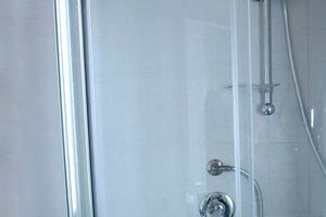 Bagno completo e luminoso in Appartamento Sole Portopalo