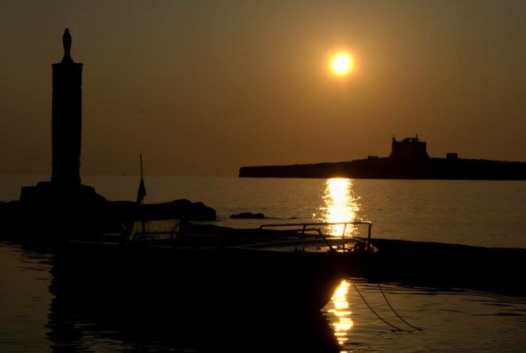 Suggestivo tramonto sul mare a Portopalo di Capo Passero