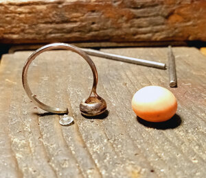 anello%20corallo%20diamante%20aperto2.jpeg