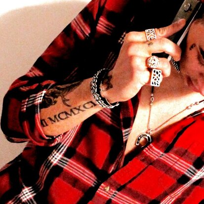 Gioielli in zama argentata da uomo