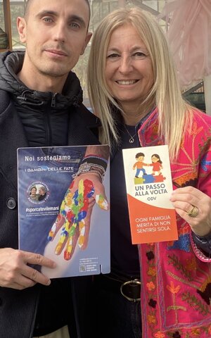 eyJpdCI6ImJhbWJpbmkgZGVsbGUgZmF0ZSwgdW4gcGFzc28gYWxsYSB2b2x0YSwgYXV0aXNtbywgc3BvcmNoaWFtb2NpIGxlIG1hbmksIGFsb2Vmb3JldmVyLGFsbyBnZWwifQ==