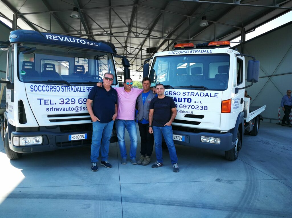scatto di parte del team Revauto