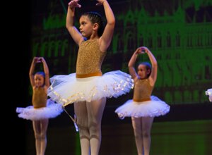 +%208975.jpeg +%208975.jpeg