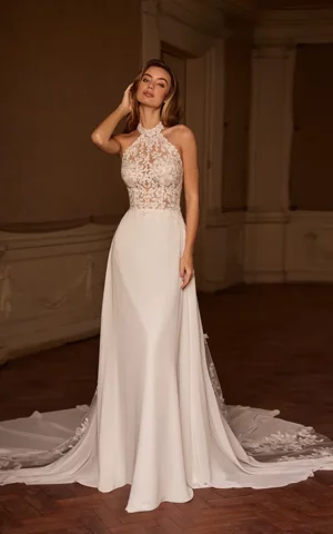 dovima_a-796x1024.webp