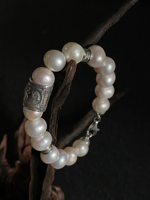 bracelet-with-greek-pearls-and-scenes-romeo-crotone-mod-5125