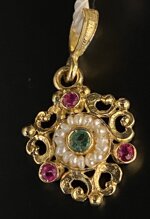 gold-pendant-750-with-natural-seed-pearls-emerald-and-rubies-romeo-crotone-mod-341-cb11470