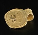 gold-pendant-750-with-dolphin-shaped-ship-romeo-crotone-mod-1202