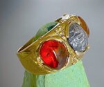anello-oro-vip-con-ambre-e-moneta-argento-romeo-crotone-mod-au746