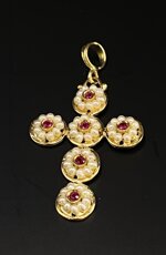 gold-cross-750-with-baroque-pearls-and-ruby-stones-romeo-crotone-mod-2920
