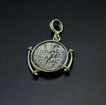 pendant-with-reproduction-of-the-coin-of-petelia-18-kt-gold-750-and-925-silver-romeo-mod-3591