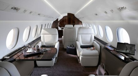 01.falcon8x_cabin_desktop-1536x845.jpeg