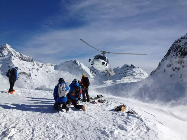 bergsport_helicopterskiing_10 (1)