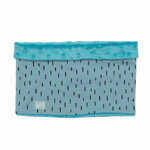 cuffia-e-scalda-collo-azzurro-e-tratti-neri