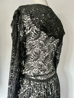 abito-in-pizzo-nero-anni40