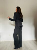 tailleur-pantalone-grigio