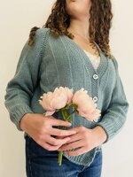 cardigan-lana-fatto-a-mano-ottanio