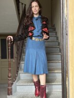 completo-camicia-e-gonna-boucle-carta-zucchero