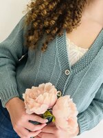 cardigan-lana-fatto-a-mano-ottanio