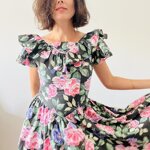 abito-fiori-froufrou