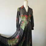 abito-vintage-70-fiori-nero