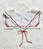 colletto-cotone-ricamo-rosso