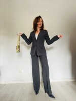 tailleur-pantalone-grigio