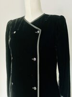 abito-velluto-nero-ysl