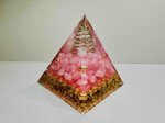 piramide-orgonite-con-cristallo-di-rocca-e-quarzo-rosa-6-cm