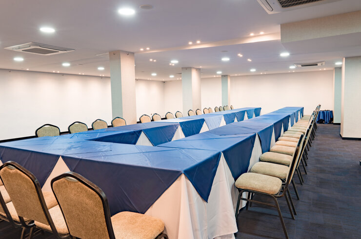 salón chaillot- empresarial (1).jpeg