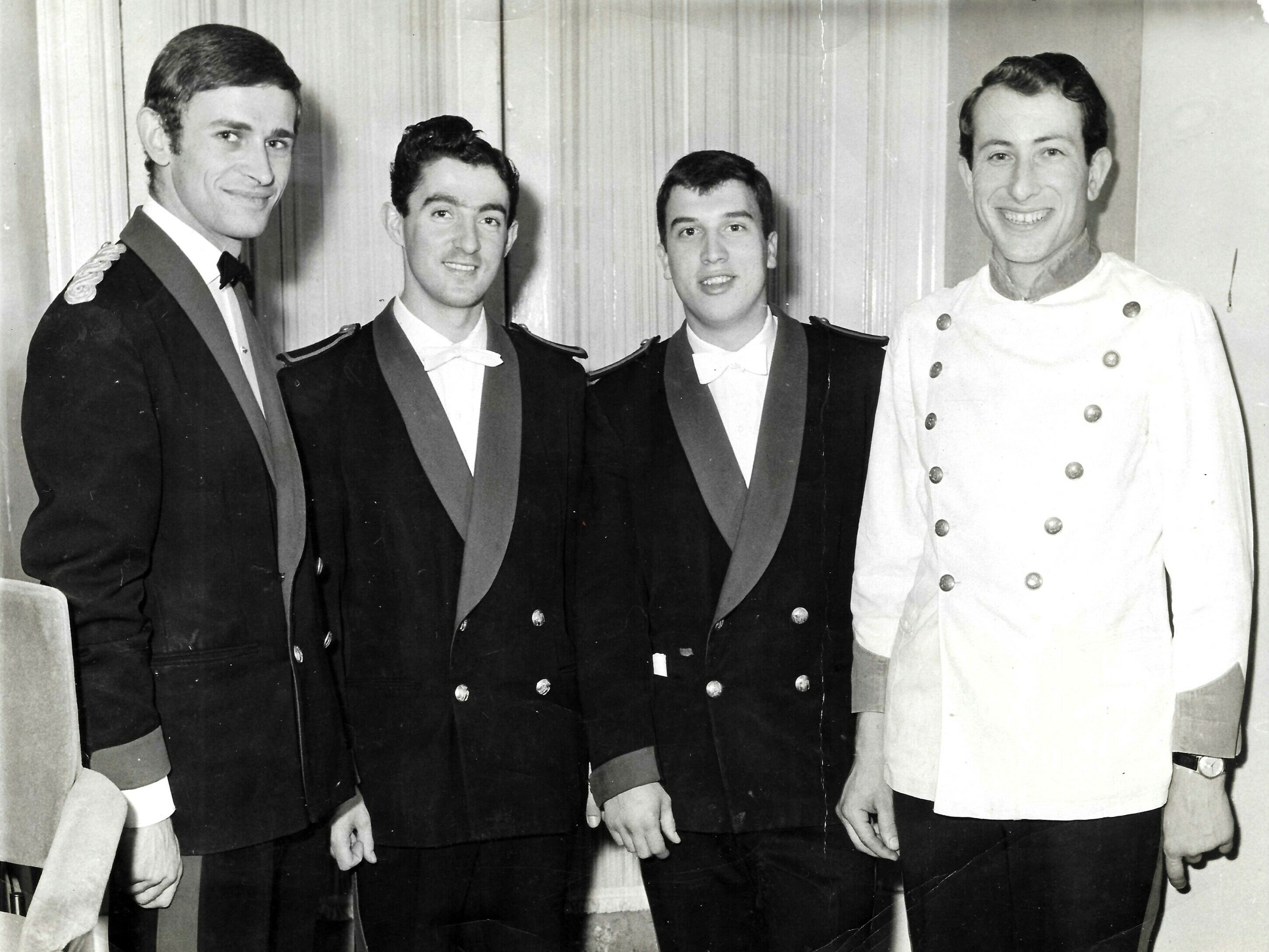 1960-silvio-monti-a-londra.jpeg 1960-silvio-monti-a-londra.jpeg