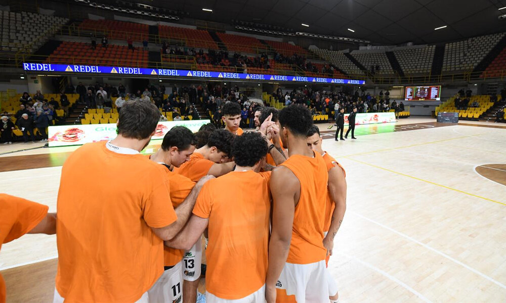 Redel, rimonta vincente nel derby con Catanzaro