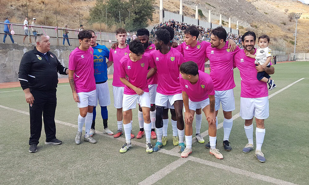 Melito Porto Salvo, il derby si tinge di rosa