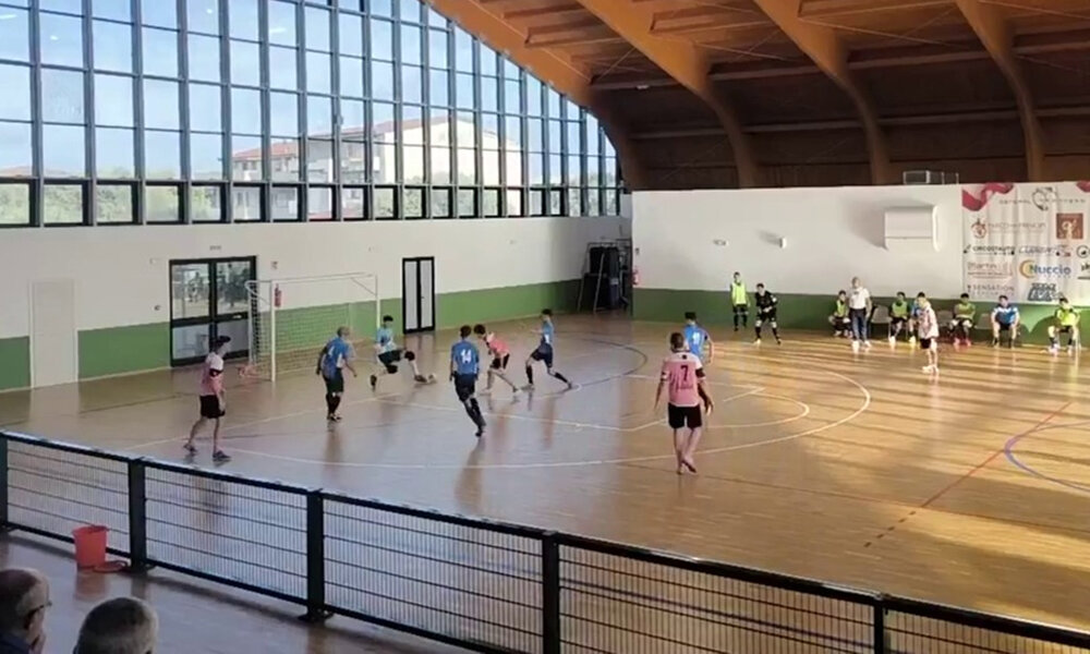 Calcio A5: Serie C2/B: Primo squillo della Fantastic