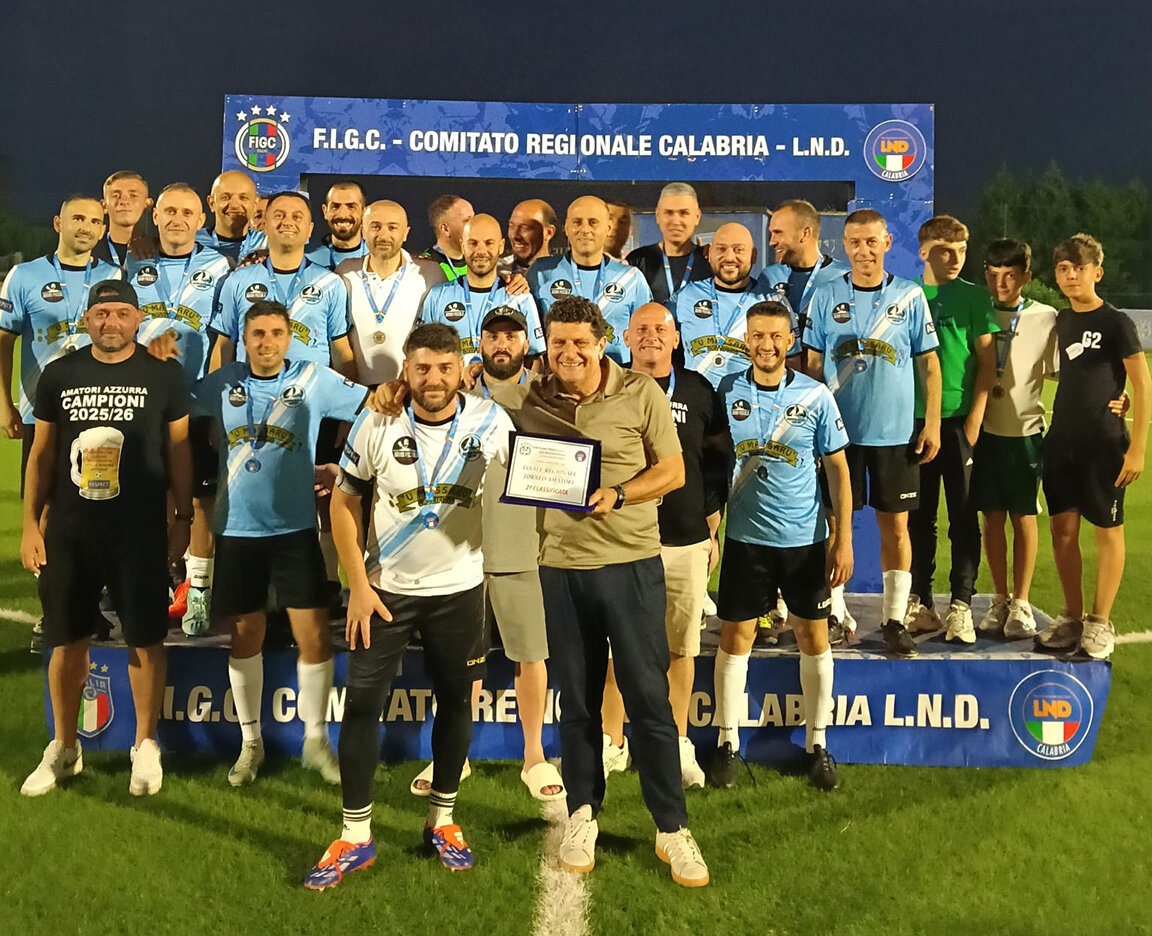 azzurra-calcio-seconda-classificata.jpeg azzurra-calcio-seconda-classificata.jpeg