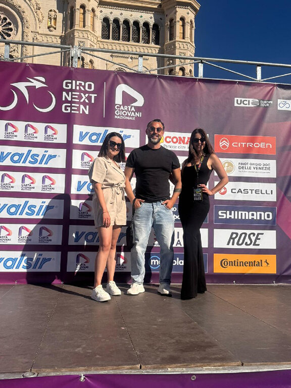 giro-ciclistico-ridimensionate_3.jpeg giro-ciclistico-ridimensionate_3.jpeg