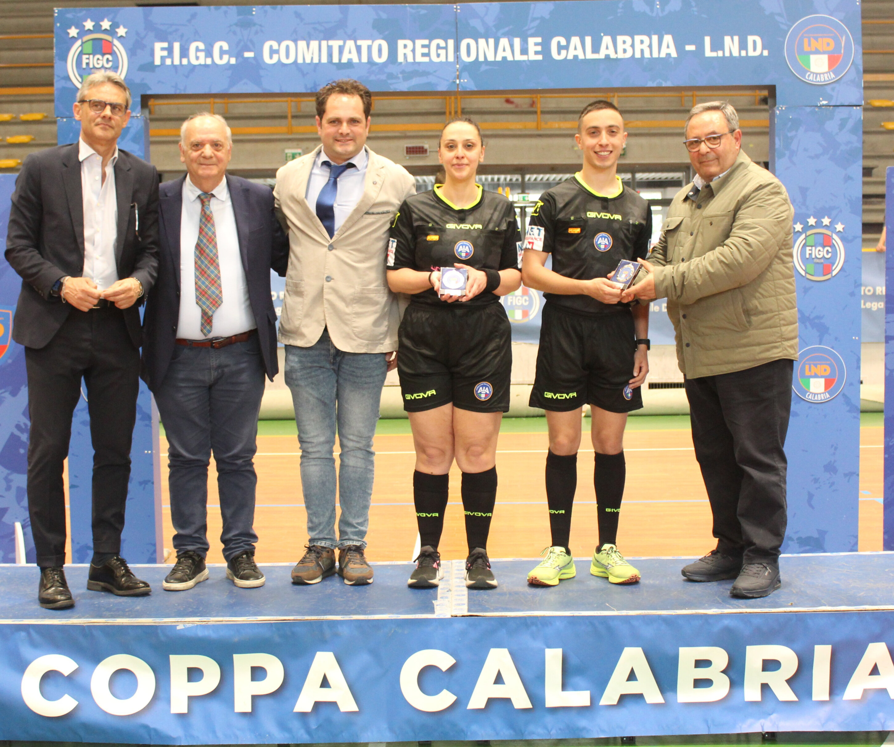 premiazione-arbitri-220426.jpeg premiazione-arbitri-220426.jpeg