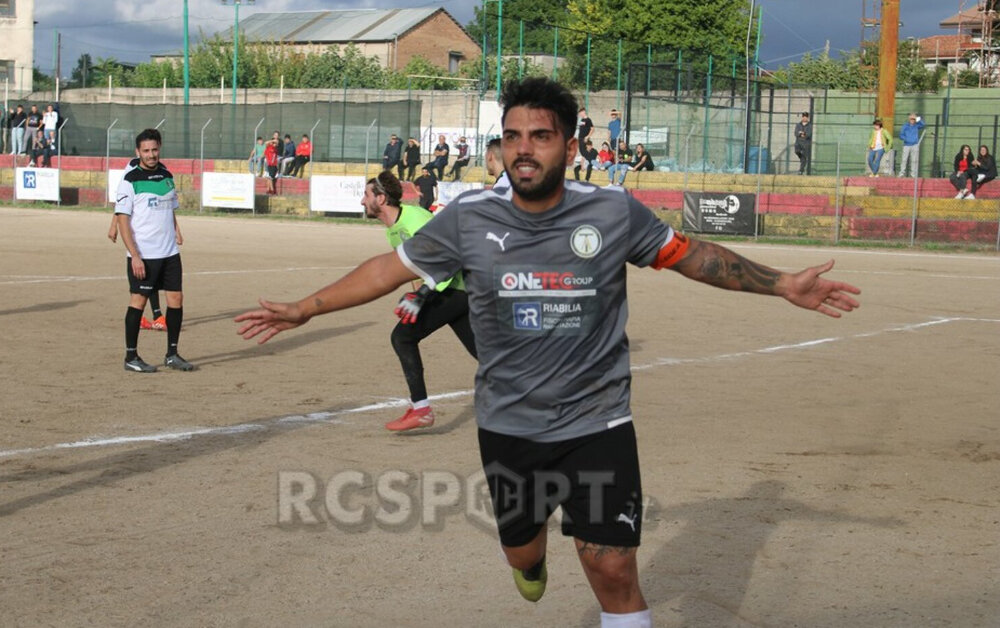 Alessio Viola nuovo attaccante dello Sporting Polistena