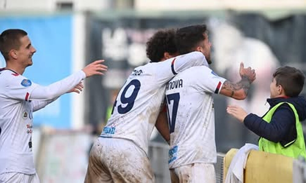 Reggina-Vibonese, la storia parla amaranto