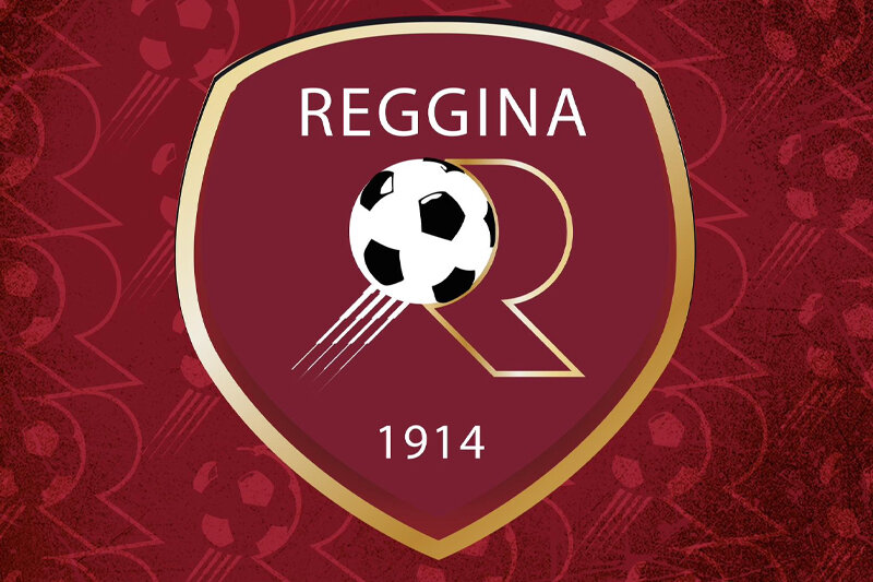 A pezzi ma in lotta, la Reggina cerca punti contro la Vigor Lamezia