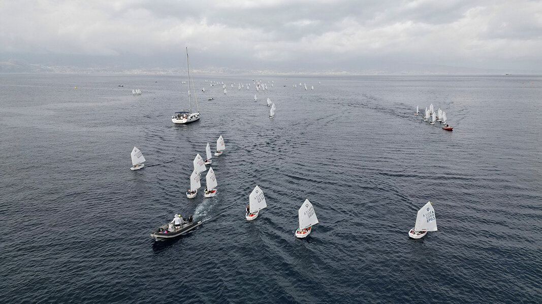 Raduno giovanile FIV al Circolo Velico Reggio: tre giorni di training nello Stretto