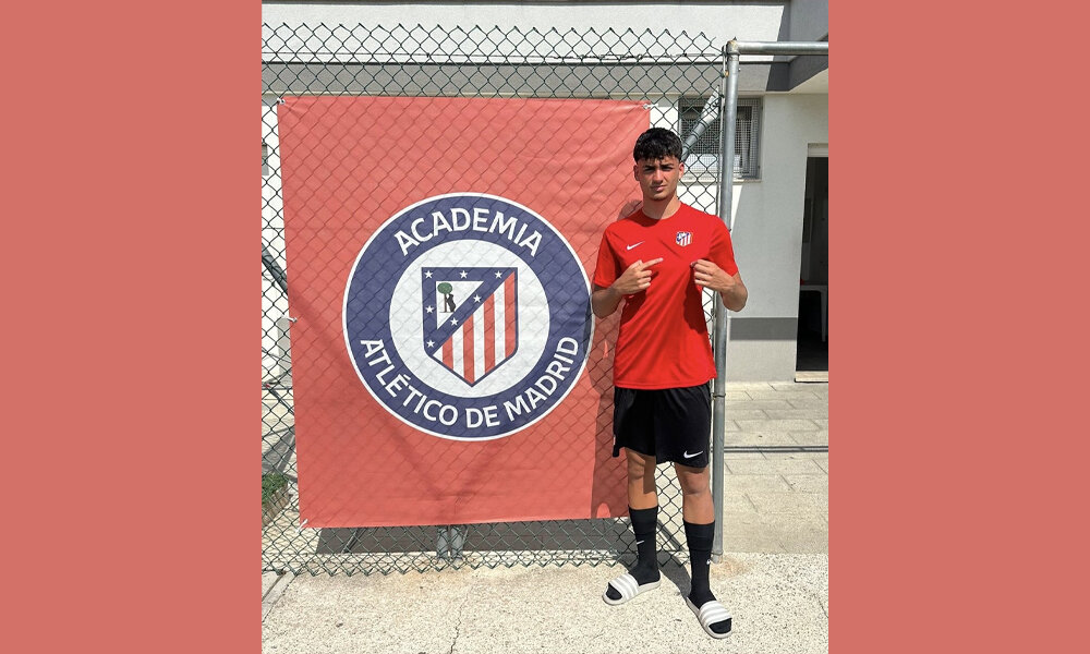 Gli occhi dell'Atletico Madrid sul bomber catanzarese Vincenzo Longo