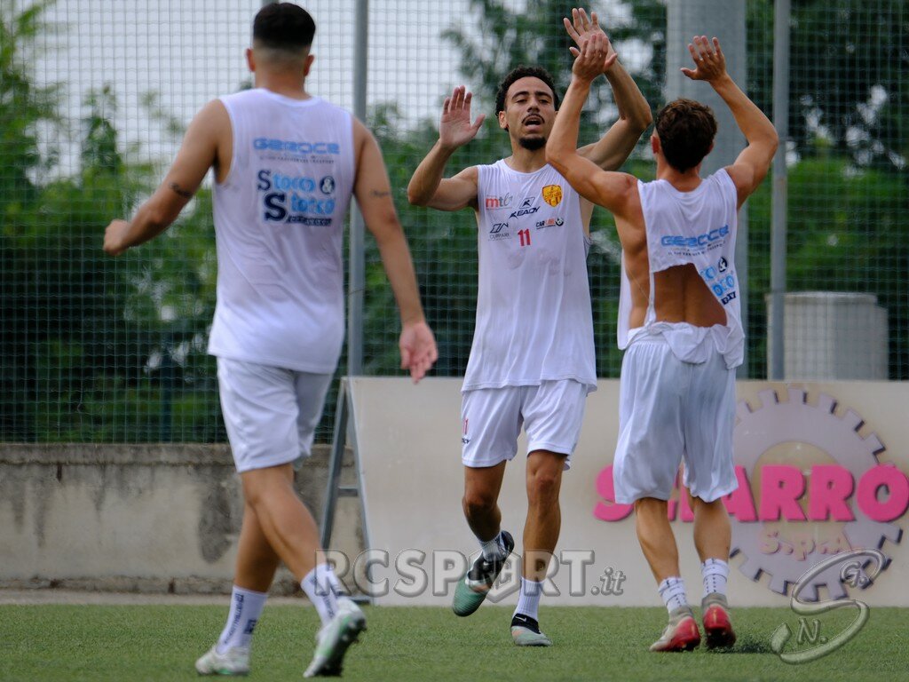 cittanova-vs-taurianova-amichevole_33.jpeg cittanova-vs-taurianova-amichevole_33.jpeg