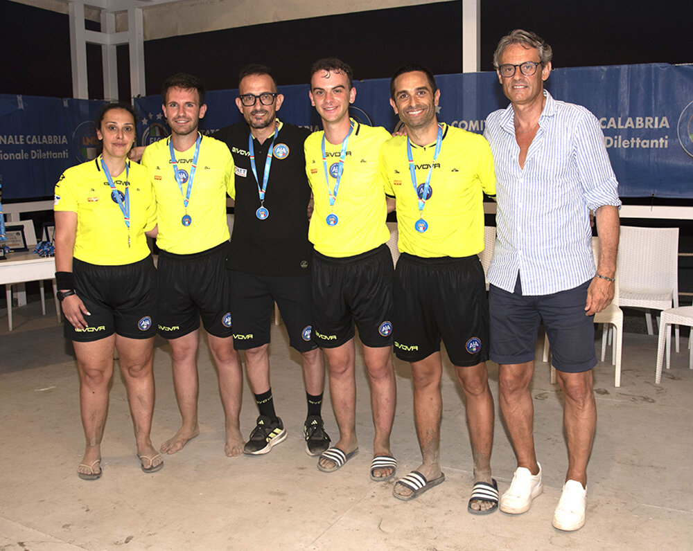 premiazione-arbitri-beach-soccer.jpeg