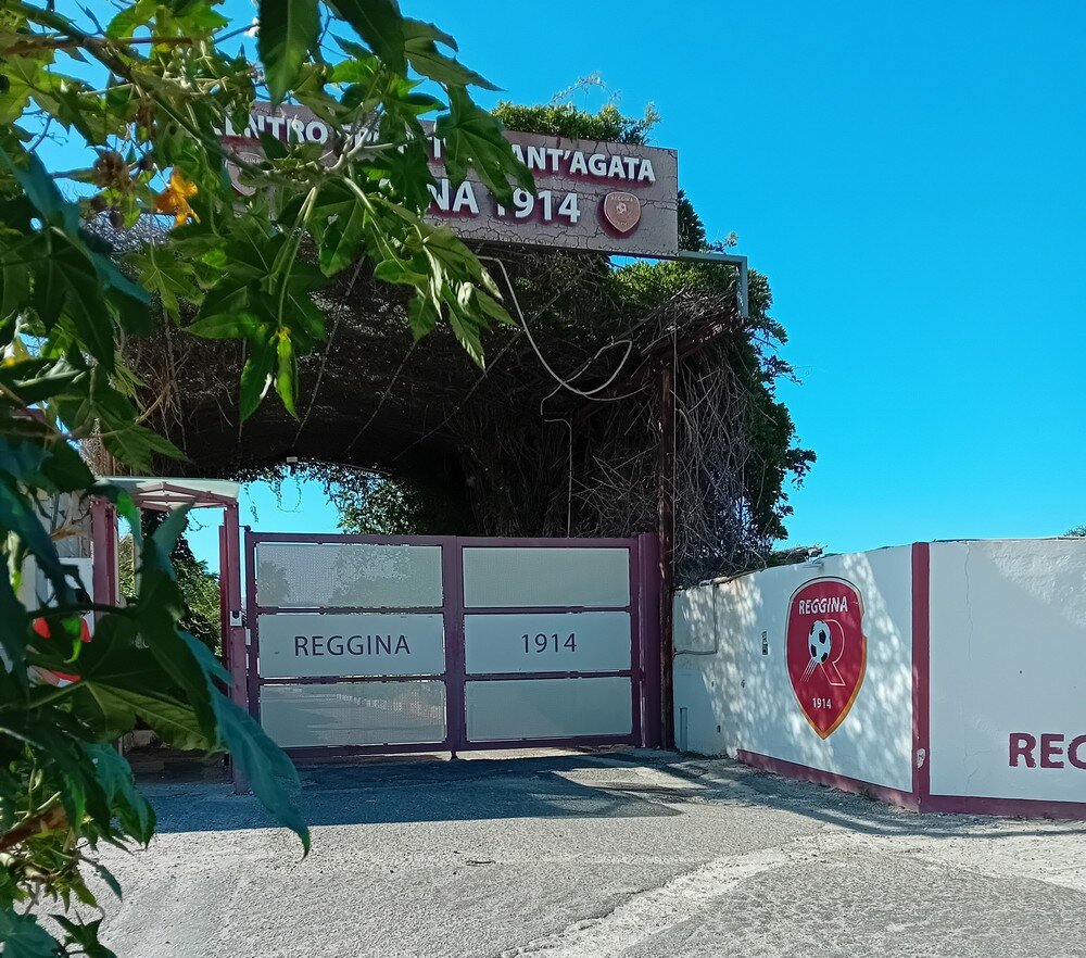 Reggina, si continua a programmare tra allenamenti e numeri di maglia