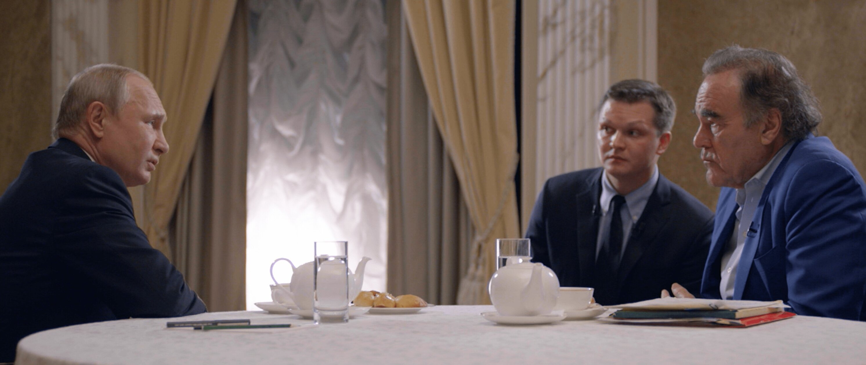 revealing-ukraine-oliver-stone-vladimir-putin-documentary-review-2.jpeg