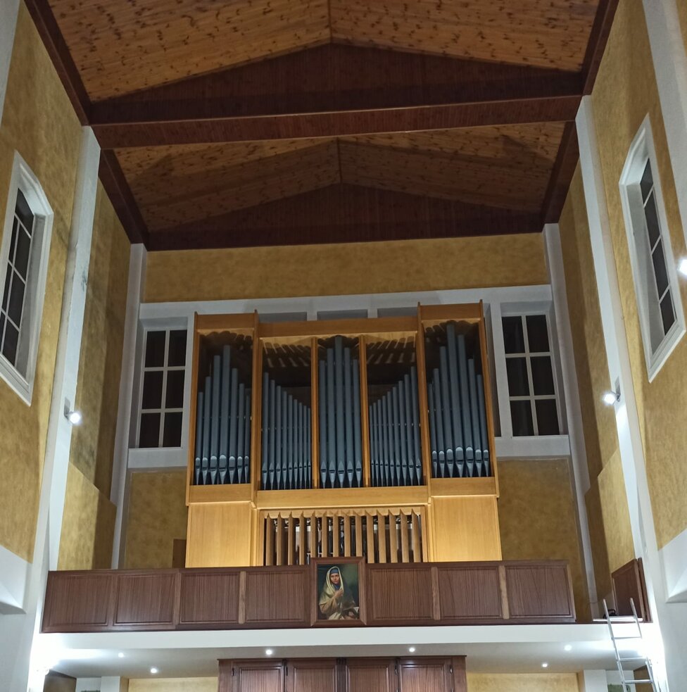 costruzione organo a canne chiesa s.rosalia-prizzi(pa).jpeg