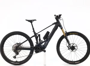 b-rush-c4.4-29-full-carbon-2024.jpeg b-rush-c4.4-29-full-carbon-2024.jpeg