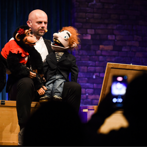 ventriloquo nicola pesaresi con pupazzi ventriloquo nicola pesaresi con pupazzi